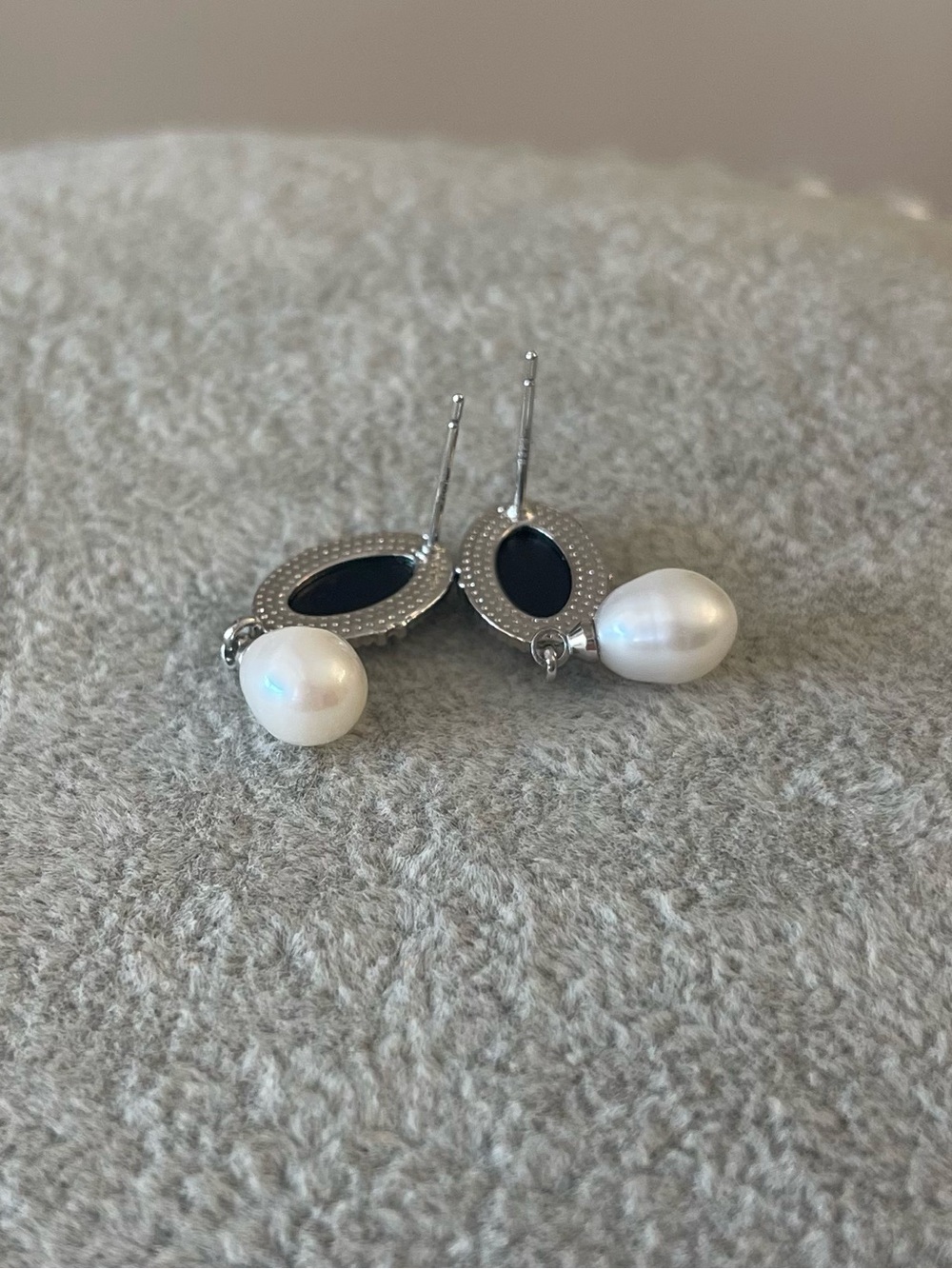 Abalone Shell and Freshwater Pearl Drop Earrings - 925 silver posts - Picture 4 of 4